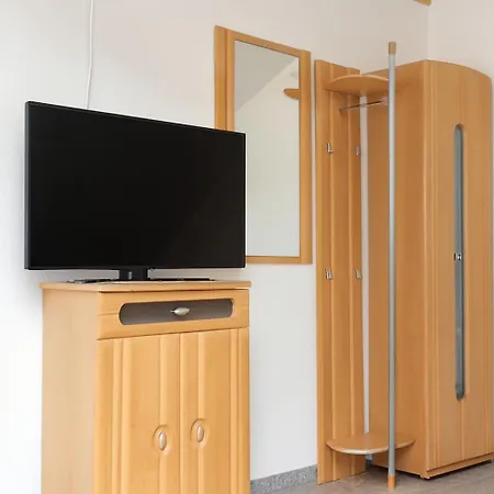 Vendégház Gaestehaus Marietta Osann-Monzel