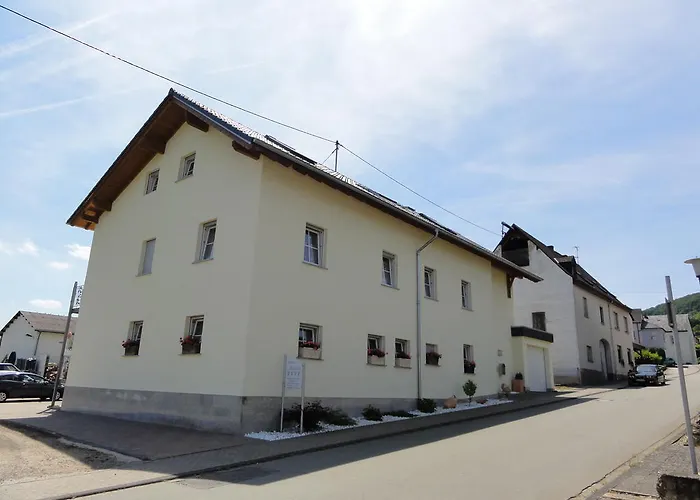 Vendégház Gaestehaus Marietta Osann-Monzel